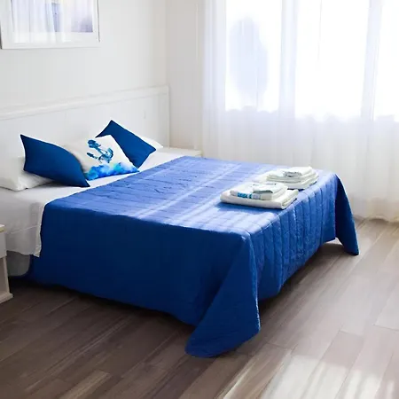 La Marina B&B-3